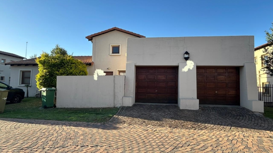 3 Bedroom Property for Sale in Waterval East North West